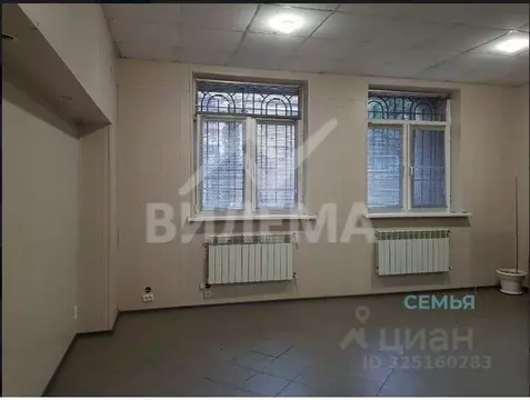 Офис в Северная Осетия, Владикавказ просп. Доватора, 8 (37 м)