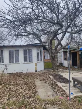 Дом в Воронежская область, Хохольский рп ул. Ленина (50 м)