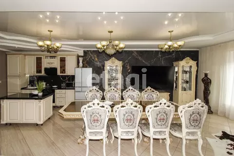 Дом в Тюменская область, Тюмень ул. Зеркальная, 22к4 (240 м)