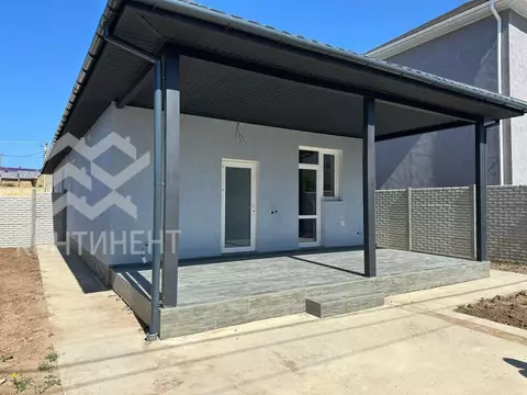 Дом в Крым, Сакский район, с. Уютное ул. Приморская (70 м)