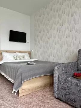 Студия Красноярский край, Красноярск Караульная ул., 82 (28.0 м)