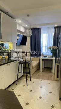 Продается 2-комнатная квартира