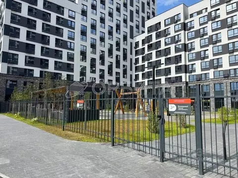 3-к кв. Тюменская область, Тюмень ул. Ветеранов Труда, 36к1 (67.7 м)