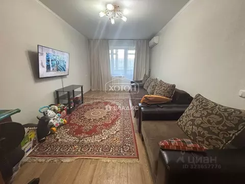 3-к кв. Калмыкия, Элиста 8-й мкр, 61 (66.2 м)