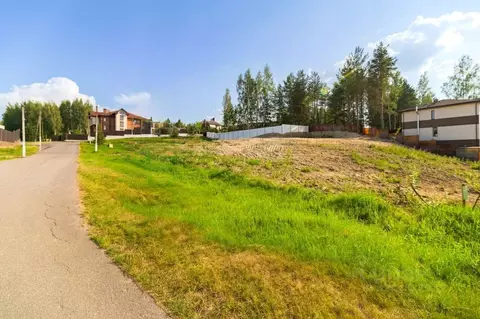 Участок в Ленинградская область, Всеволожский район, Бугровское ...