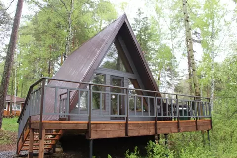 Дом в Томская область, Томский район, Калтайское с/пос, База отдыха ...