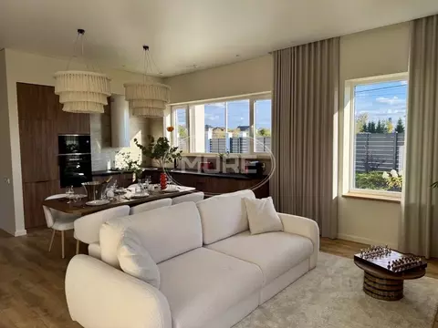 Дом в Калининградская область, Гурьевский муниципальный округ, пос. ...