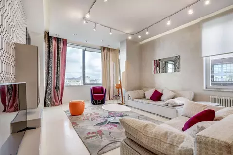 3-к кв. Москва Студенческая ул., 20к1 (87.3 м)