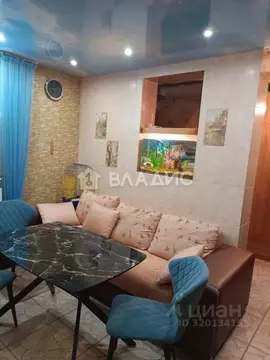 Дом в Алтайский край, Бийский район, с. Верх-Катунское Колхозная ул. ...