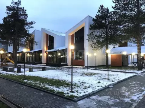 Дом в Ямало-Ненецкий АО, Ноябрьск УЦ мкр,  (209 м)