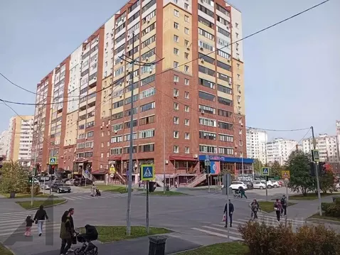 Торговая площадь в Тюменская область, Тюмень ул. Евгения Богдановича, ...
