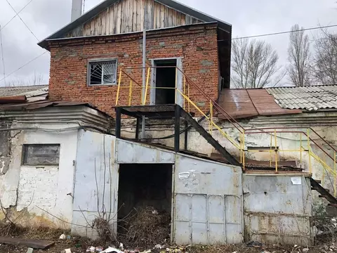 Помещение свободного назначения в Саратовская область, Саратов ул. 4-я ...