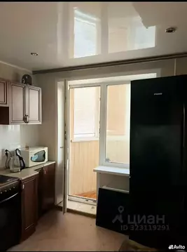 2-к кв. Самарская область, Тольятти Революционная ул., 11б (52.0 м)