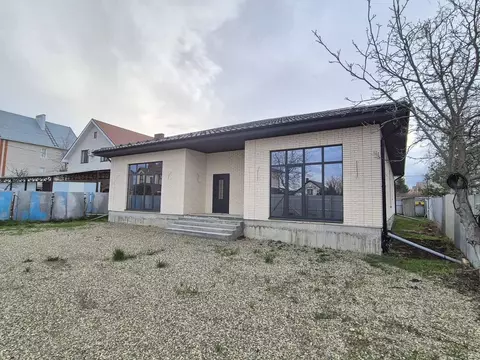 Дом в Ставропольский край, Ставрополь бул. Зеленая Роща, 26/1 (235 м)