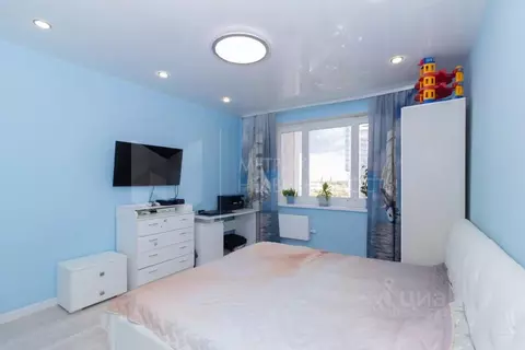 2-к кв. Тюменская область, Тюмень ул. Федюнинского, 62к1 (67.7 м)