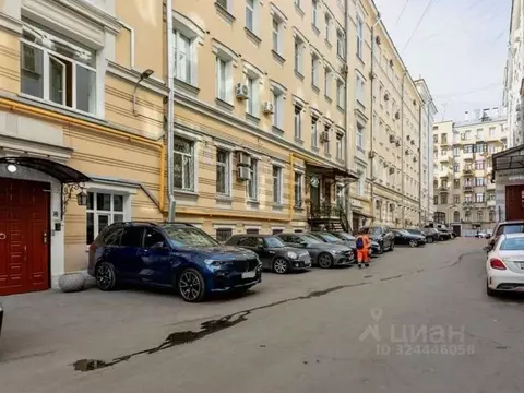 Офис в Москва Тверская ул., 12С7 (24 м)