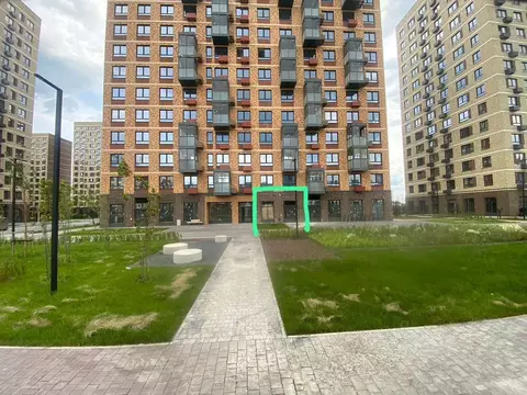 Торговая площадь в Москва ул. Алхимовская, 1к4 (83 м)