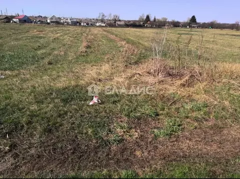 Участок в Белгородская область, Старооскольский городской округ, с. ...