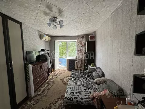 3-к кв. Волгоградская область, Волгоград Жилгородок мкр, ул. ...