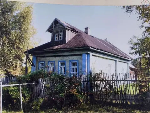 Дом в Ярославская область, Большесельский муниципальный округ, д. ...