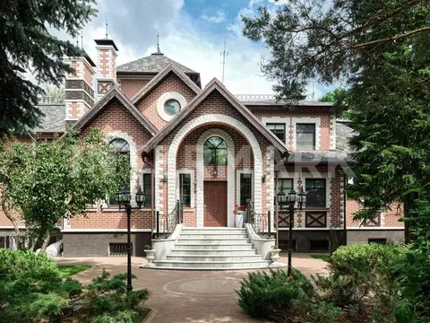 Коттедж в Москва д. Пучково, ул. Сиреневая, 19 (642 м)