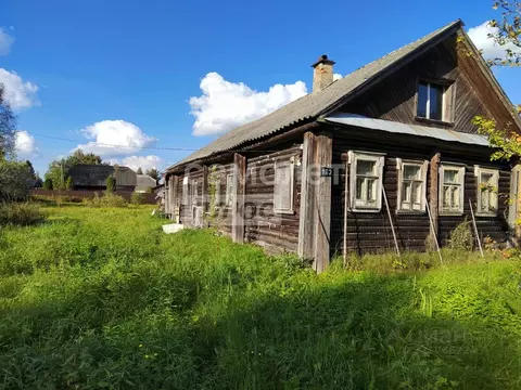 Дом в Ленинградская область, Волховский район, Пашское с/пос, с. Паша ...