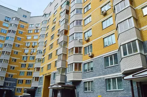 3-к кв. Чувашия, Чебоксары Университетская ул., 38к3 (99.0 м)