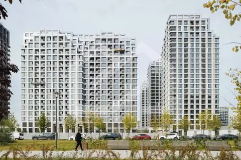 Торговая площадь в Москва Жилой комплекс остров, 5-й кв-л, 4 (225 м)