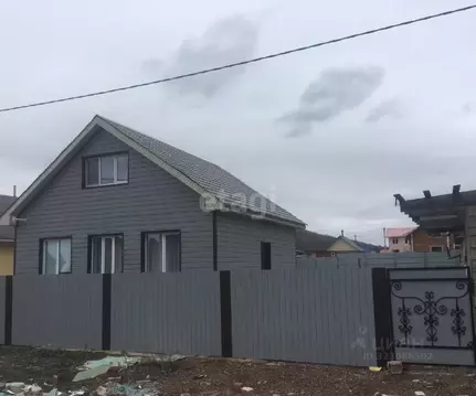 Дом в Башкортостан, Ишимбайский район, Ишеевский сельсовет, д. Урняк ...