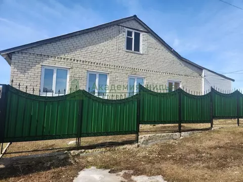 Дом в Саратовская область, Аткарск ул. Солнечная, 14 (140 м)