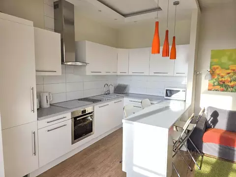 3-к кв. Новосибирская область, Новосибирск ул. Кирова, 46 (90.0 м)