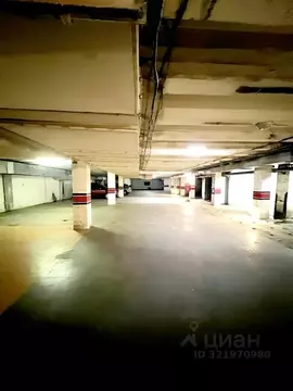 Гараж в Красноярский край, Красноярск ул. Авиаторов, 33 (18 м)