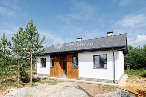 Дом в Свердловская область, Белоярский муниципальный округ, пос. ...