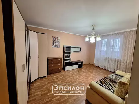 1-к кв. Курская область, Курск просп. Дружбы, 19б (36.3 м)