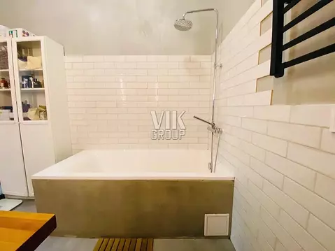 Продается 3-комнатная квартира