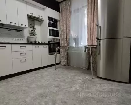 1-к кв. Омская область, Омск Заозерный мкр, ул. Бородина, 13 (36.5 м)