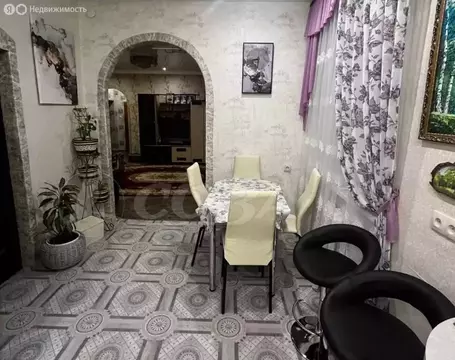 4-комнатная квартира: Онохино, Центральная улица, 31А (70 м)