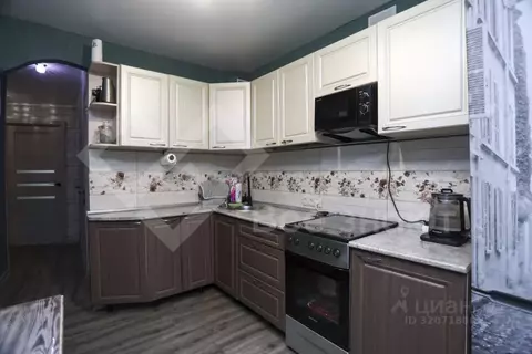 3-к кв. Челябинская область, Челябинск ул. Горького, 66А (60.4 м)