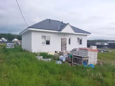 Дом в Свердловская область, Полевской муниципальный округ, с. ...