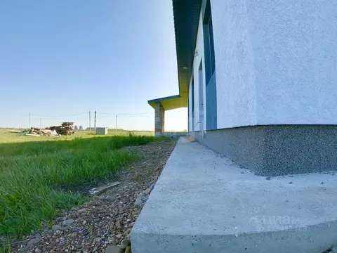 Дом в Башкортостан, Стерлитамакский район, Казадаевский сельсовет, с. ...