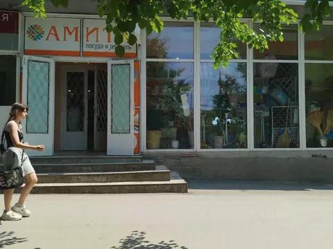 Помещение свободного назначения в Севастополь просп. Героев ...