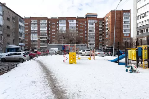 4-к кв. Тюменская область, Тюмень Профсоюзная ул., 17 (74.0 м)