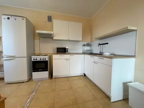 2-к кв. Самарская область, Самара ул. Советской Армии, 240б (82.0 м)