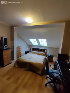 5-комнатная квартира: Великий Новгород, Донецкий район, Парковая ...