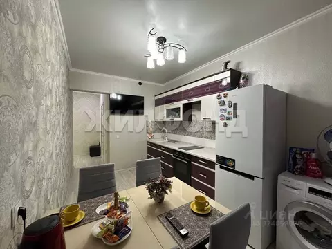 1-к кв. Хакасия, Абакан ул. Авиаторов, 4 (48.0 м)