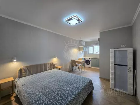 Гараж в Крым, Алушта ул. Октябрьская, 35 (24 м)