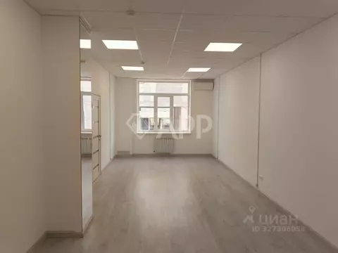 Офис в Краснодарский край, Новороссийск ул. Энгельса, 32 (32 м)