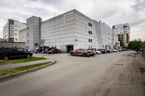 Гараж в Тюменская область, Тюмень ул. 50 лет ВЛКСМ, 57 (19 м)