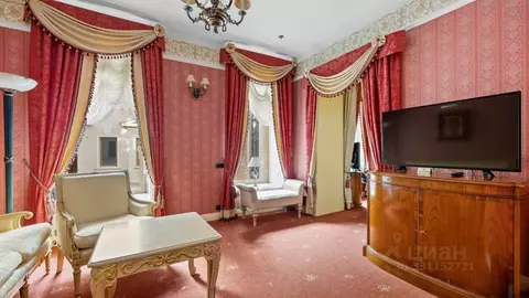 Офис в Санкт-Петербург наб. Реки Мойки, 59 (43 м)
