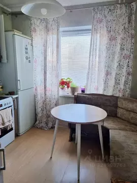 2-к кв. Омская область, Омск ул. 3-я Енисейская, 32/1 (52.7 м)